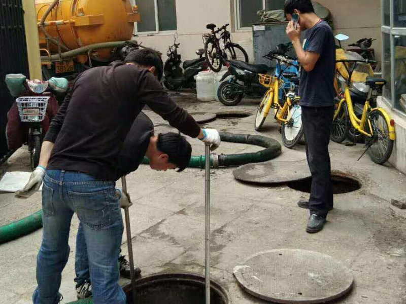 宝安专业疏通下水道 马桶疏通 清理化粪池 改管换管