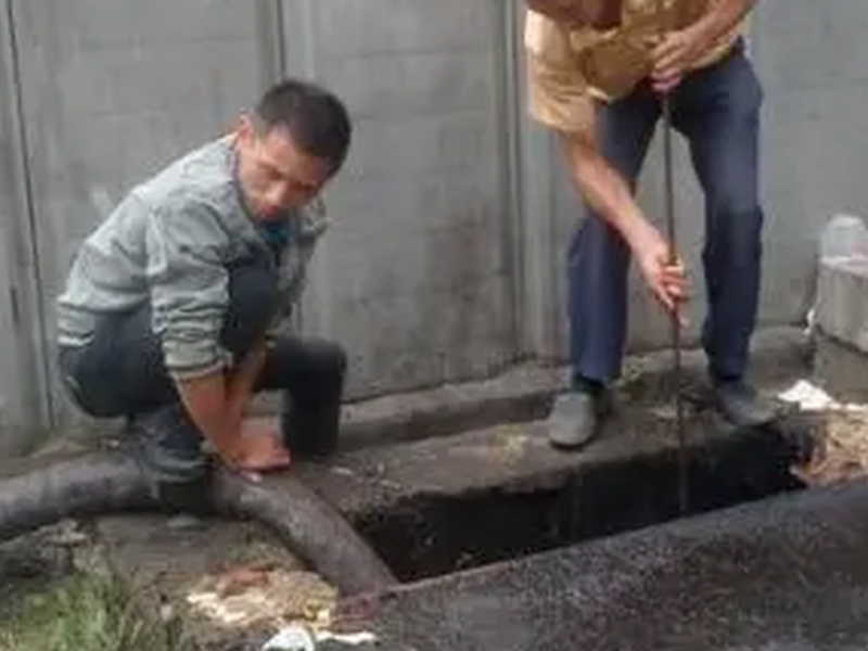 宝安附近24小时上门疏通管道地漏菜盆厕所改造换管防水补漏